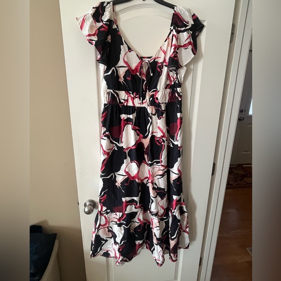 Nine West Dresses & Skirts - New! Nine West Chic Black and Pink Patterned Maxi Dress Women’s Size Large